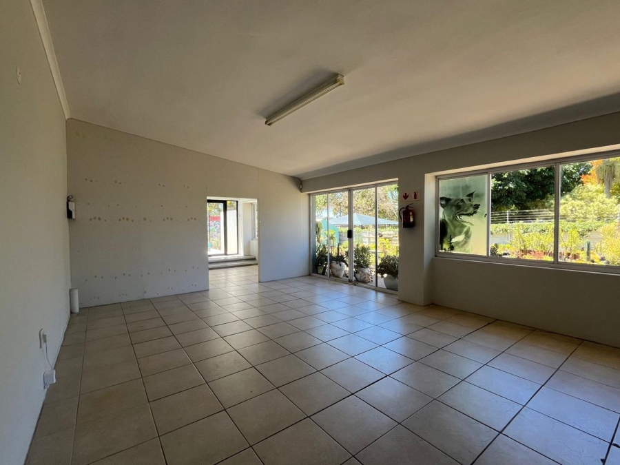 To Let 1 Bedroom Property for Rent in Walmer Eastern Cape